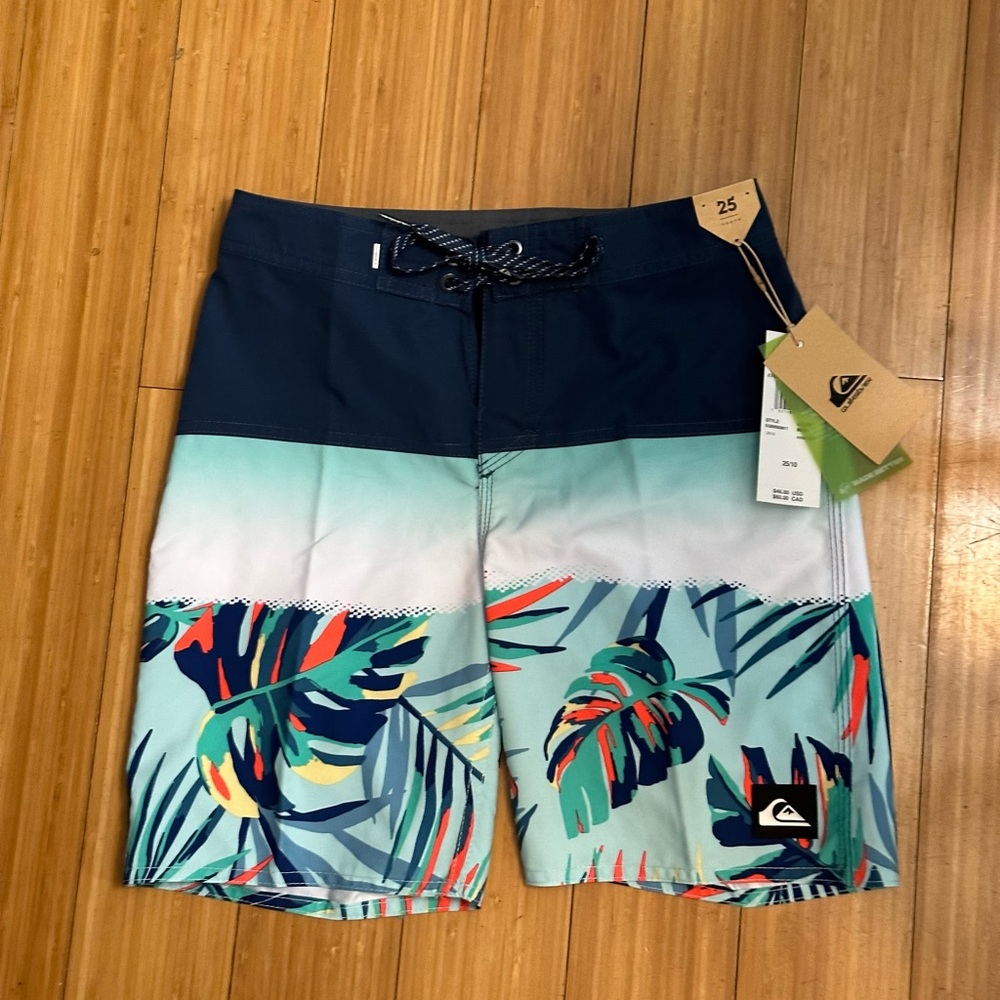 NWT Quiksilver Floral Color Block Everyday Panel Boardshorts